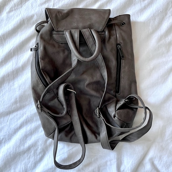 ALDO | Drawstring Bucket Backpack - Picture 3 of 6